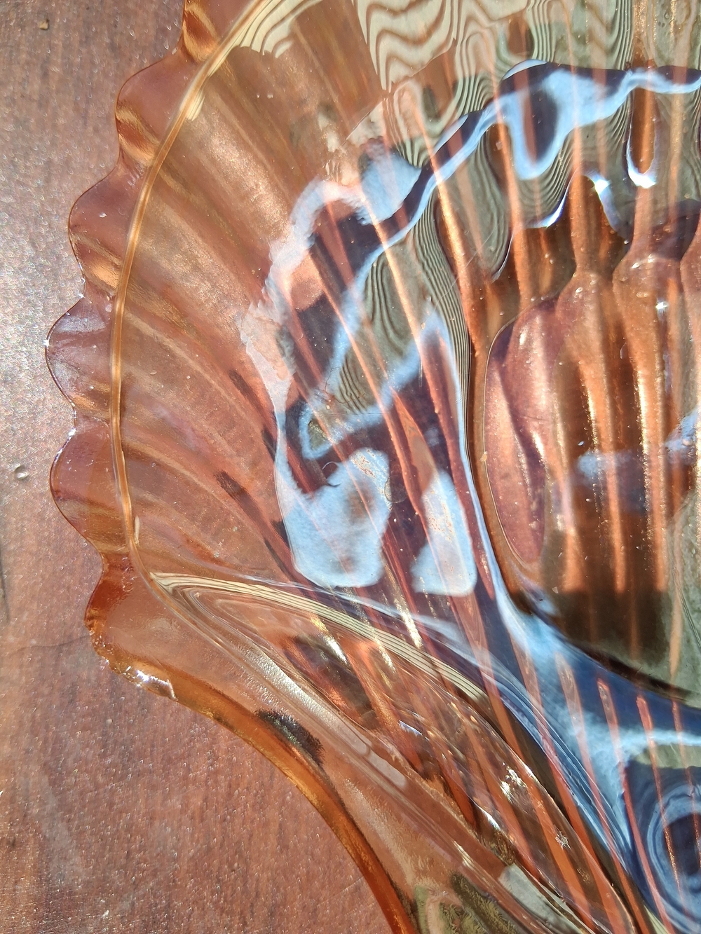 Vintage Marigold Iridescent Carnival Glass Scallop Shell Trinket Dish - Picture 3 of 9